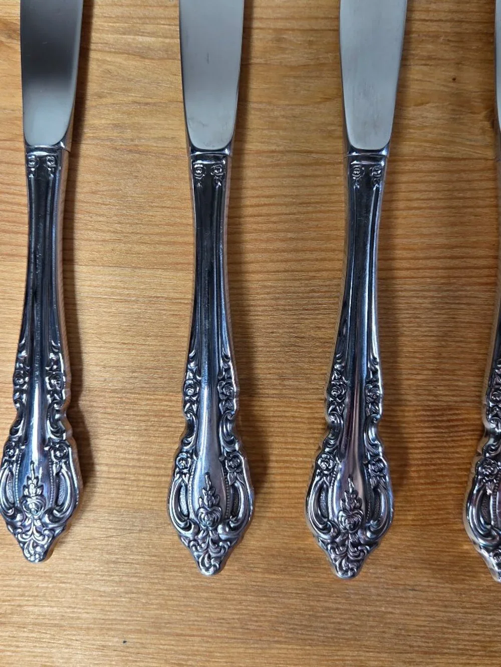 Oneida Community BRAHMS Dinner Knives Hollow (Set of 8) Stainless 9